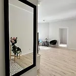 Chill Apartment Wolczanska